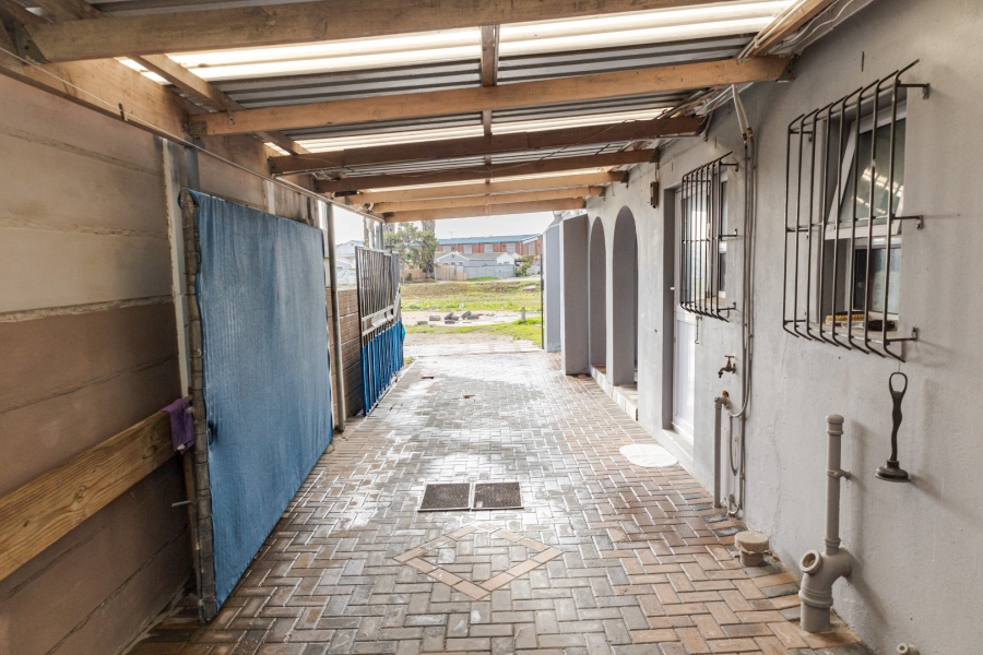 3 Bedroom Property for Sale in Phoenix Western Cape